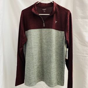 Men’s Old Navy Half Zip Pull Over